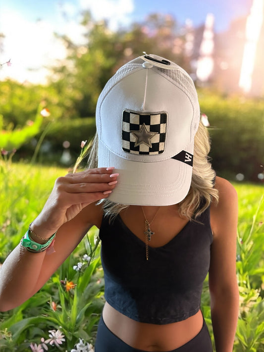 Vintage Havana Star/Checkered Trucker Hat