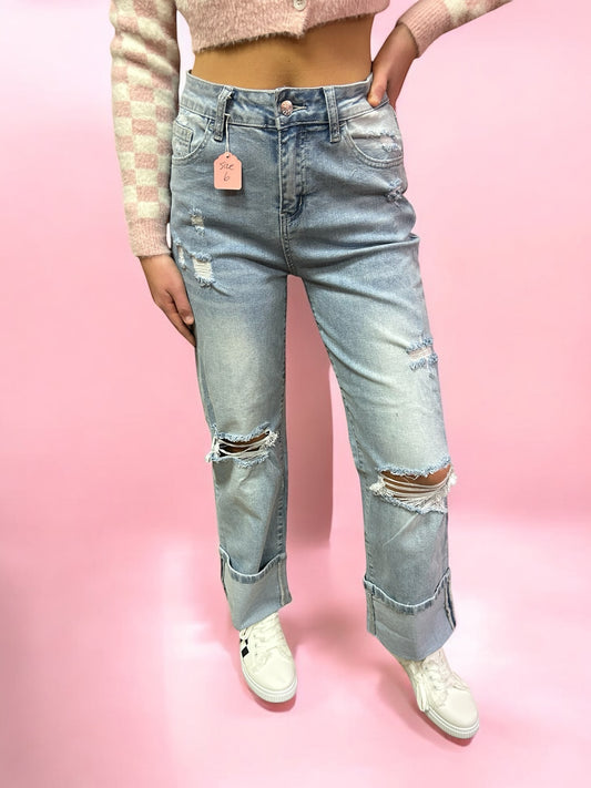 Distressed Stretchy Jeans